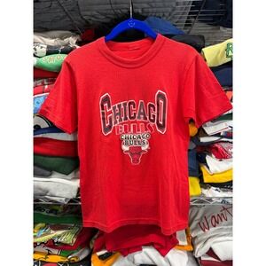 Vintage Chicago Bulls Red Graphic T-Shirt Kids Short Sleeve Crewneck 6840